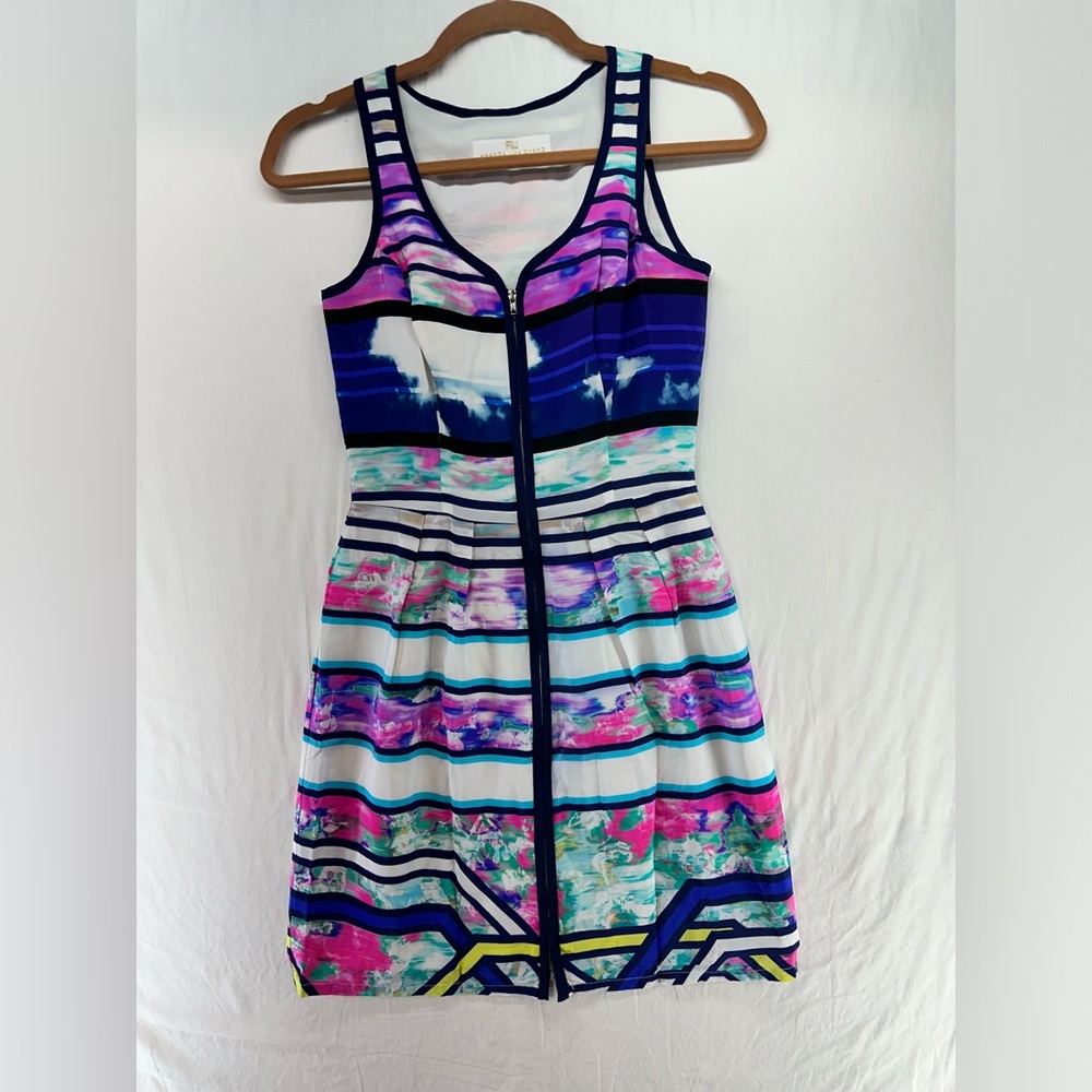 Amanda Uprichard Dress 100% Silk Front Zip Open Neck Line Sleeveless Size XS (P)
